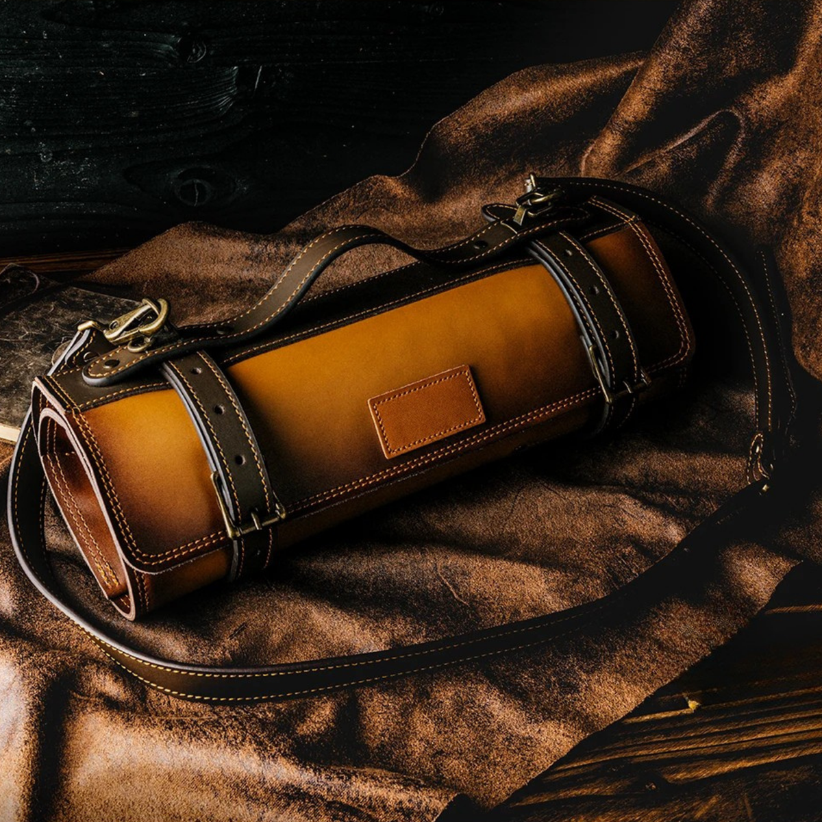 Compact Leather Knife Roll